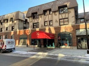 Entry Canopy at Normandy Inn Minneapolis